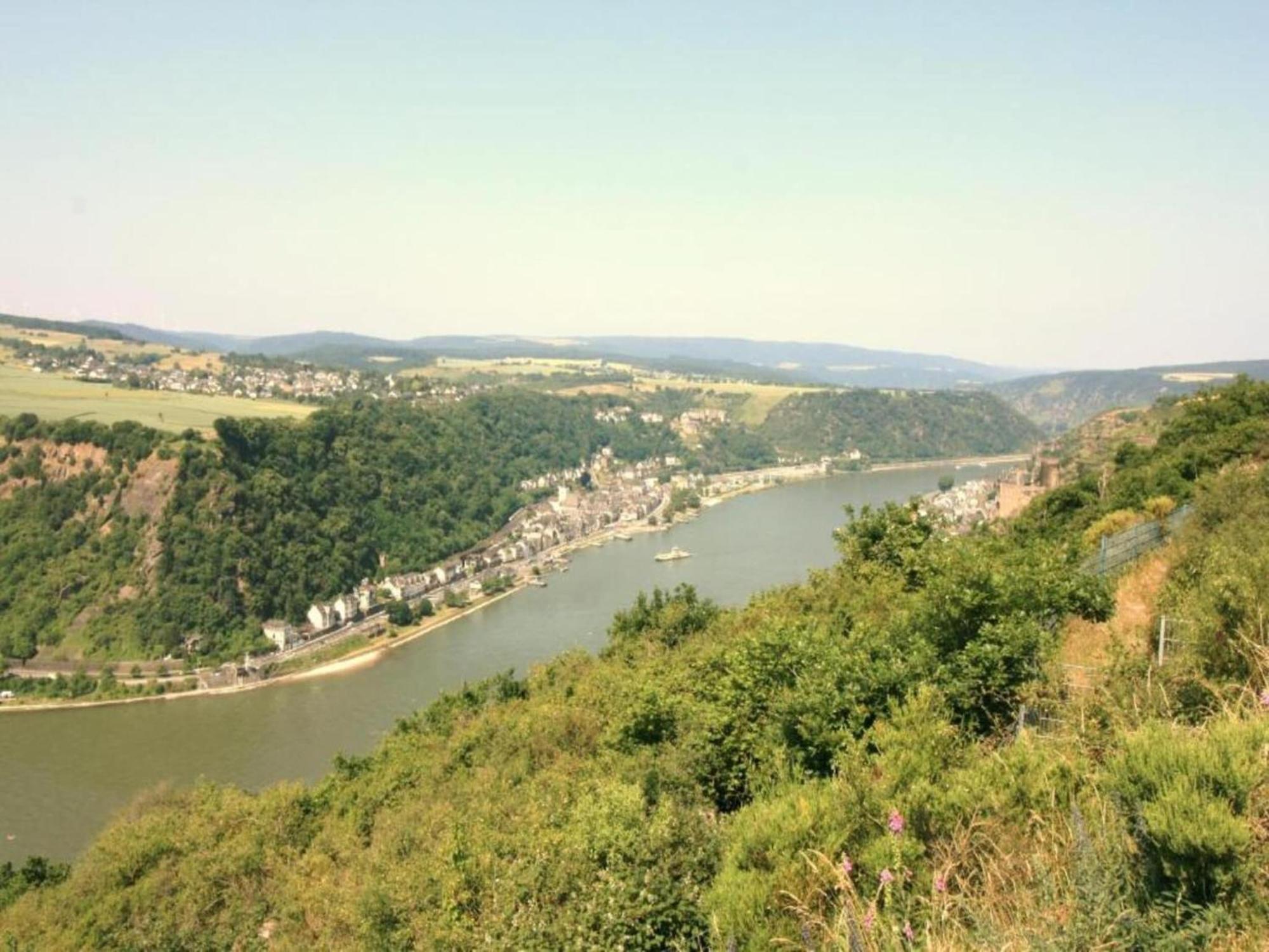 Cosy Holiday Home In Sankt Goarshausen With Barbecue Exteriör bild